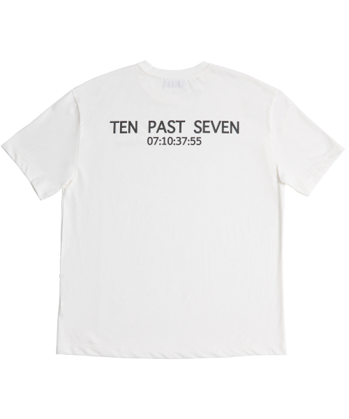 TEN PAST SEVEN(テン ファスト セブン)の「オーバーサイズTシャツ - ホワイト(Tシャツ/カットソー・メンズ・その他・SMALL/MEDIUM/LARGE)」の2枚目の写真
