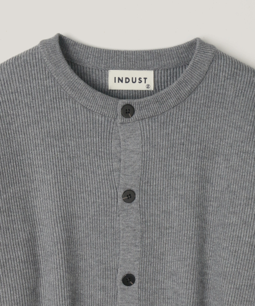 INDUST(インダスト)の「エッセンシャルラウンドニットカーディガン_グレー(カーディガン/ボレロ・レディース・グレー・2(M)/3(L))」の6枚目の写真
