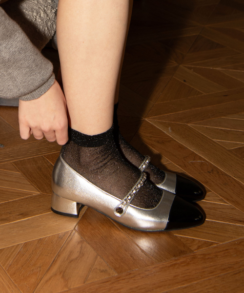 EIFFELCLASSIC(エッフェルクラシック)の「Nadia Mary Jane Pumps 3cm(バレエシューズ・レディース・シルバー・22.5cm/23cm/23.5cm/24cm/24.5cm/25cm/25.5cm)」の5枚目の写真