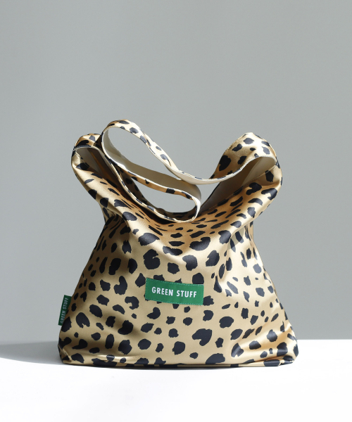 GREEN STUFF(グリーンスタッフ)の「seem full bag 62 - silky leopard camel brown(エコバッグ/サブバッグ・レディース・その他・FREE)」の6枚目の写真