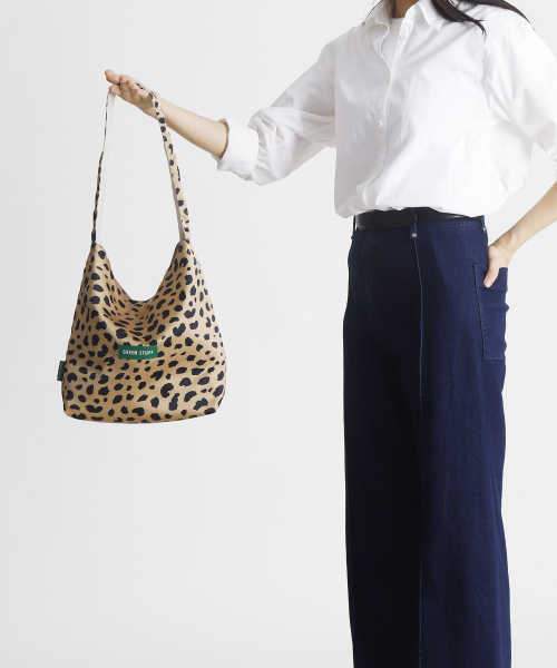 GREEN STUFF(グリーンスタッフ)の「seem full bag 62 - silky leopard camel brown(エコバッグ/サブバッグ・レディース・その他・FREE)」の8枚目の写真