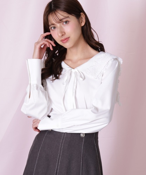 JILL by JILL STUART(ジルバイジルスチュアート)の「◇レースセーラーカラーブラウス(シャツ/ブラウス・レディース・ブラック/ブルー/ホワイト・FREE)」の1枚目の写真
