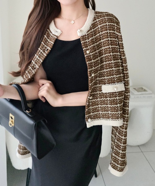 mily bilet(ミウィビレット)の「【mily bilet】甘さに恋して、気品きらり♪ツイードニットパールボタンカーディガン(長袖)(カーディガン/ボレロ・レディース・アイボリー/チャコール/ピンク/ブルー/ブラウン・MEDIUM/LARGE/X-LARGE/SMALL)」の11枚目の写真