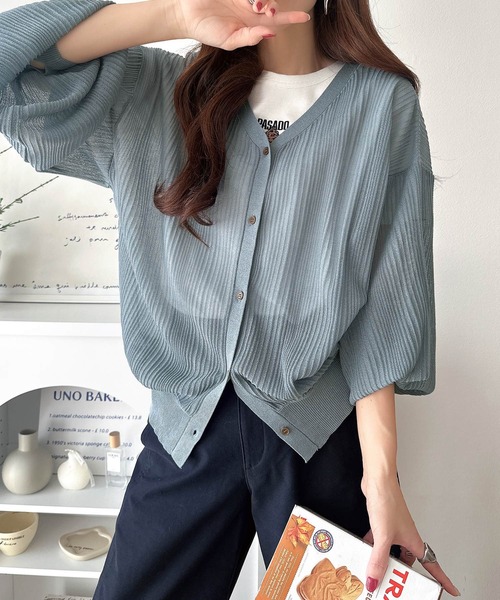 classicalelf(クラシカルエルフ)の「《7月下旬再入荷!予約受付中》冷房対策にも♪ひらっとサラッと心が躍る。オーバーサイズランダムタックシアーカーディガン(カーディガン/ボレロ・レディース・ブルー/ブラック/アイボリー/グレイッシュベージュ/ブラウン・X-LARGE/SMALL/MEDIUM/LARGE)」の21枚目の写真
