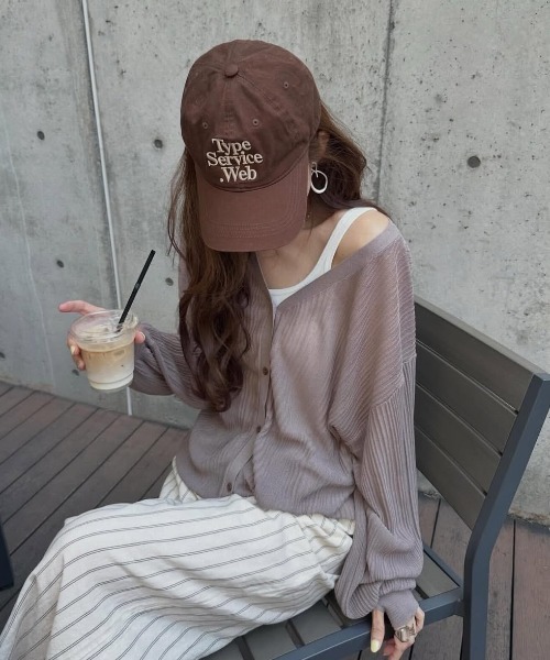 classicalelf(クラシカルエルフ)の「《7月下旬再入荷!予約受付中》冷房対策にも♪ひらっとサラッと心が躍る。オーバーサイズランダムタックシアーカーディガン(カーディガン/ボレロ・レディース・ブルー/ブラック/アイボリー/グレイッシュベージュ/ブラウン・X-LARGE/SMALL/MEDIUM/LARGE)」の7枚目の写真