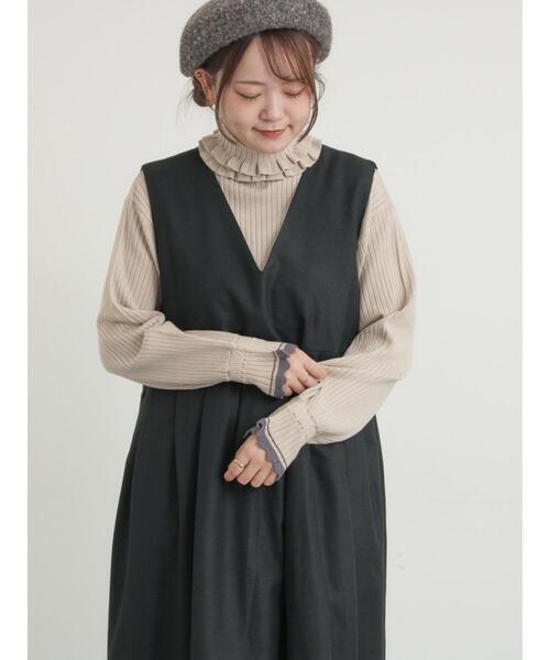 Samansa Mos2（サマンサ モスモス）の「袖口配色スカラップタートルニット（ニット/セーター・レディース・ベージュ/チャコールグレー/レッド・F）」の22枚目の写真