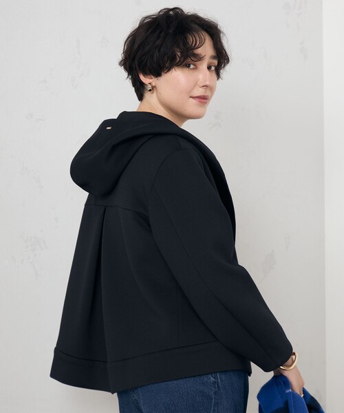 NOLLEY’S（ノーリーズ）の「【追加】ウォッシャブルエアボールフードブルゾン（ブルゾン・レディース・グレー/オフホワイト/ブラック・38）」の2枚目の写真