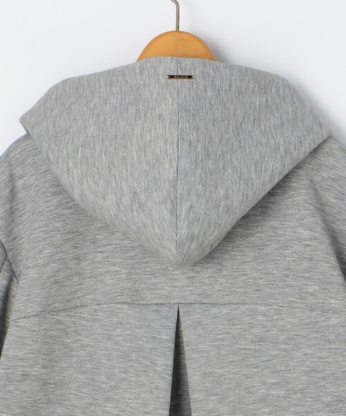 NOLLEY’S（ノーリーズ）の「【追加】ウォッシャブルエアボールフードブルゾン（ブルゾン・レディース・グレー/オフホワイト/ブラック・38）」の13枚目の写真