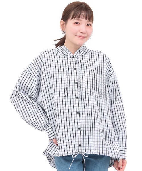 チチカカ(チチカカ)の「フード付きチェックシャツ(シャツ/ブラウス・レディース・ホワイト/ブラック/グリーン・FREE)」の8枚目の写真