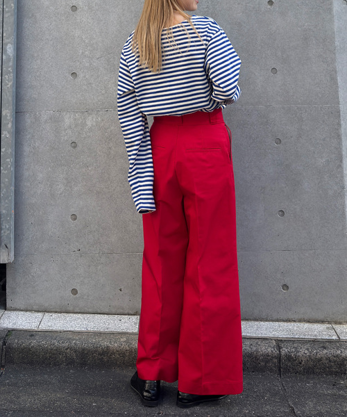 OUTDOOR PRODUCTS（アウトドアプロダクツ）の「T/C ライトクロスワイドストレートパンツ（スラックス・レディース・ブラック/チャコールグレー/レッド・36/38）」の21枚目の写真