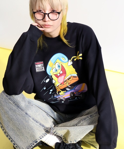 VISION STREET WEAR(ヴィジョンストリートウェア)の「【VISION STREET WEAR/ヴィジョンストリートウェア】×【SpongeBob/スポンジボブ】 スケーター グラフィック バックプリント スウェット トレーナー(スウェット・メンズ・ライトグレー/ブルー/ブラック・M/LL/L)」の4枚目の写真