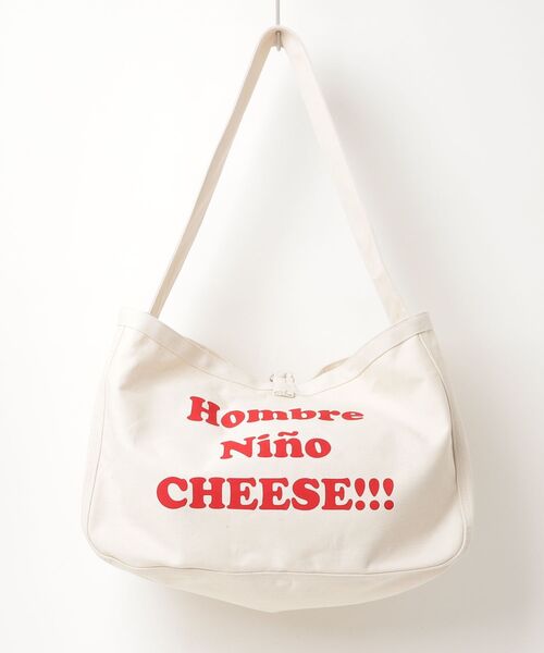 Hombre Nino（オンブレニーニョ）の「NEWSPAPER BAG (CHEESE!!!) HN0252-AC0002（ショルダーバッグ・メンズ・オフホワイト/イエロー・FREE）」の2枚目の写真