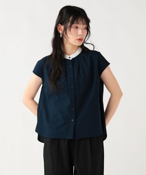 BEAMS HEART(ビームスハート)の「クレリック ストライプ シャツ(シャツ/ブラウス・レディース・サックスブルー/オフホワイト/ネイビー・FREE)」の3枚目の写真