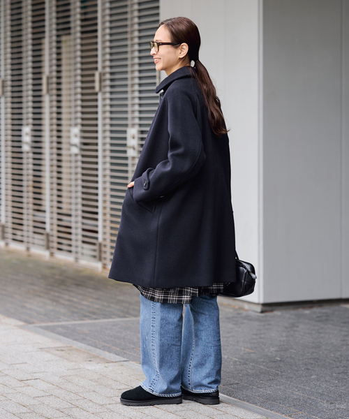 FRAMeWORK（フレームワーク）の「≪追加≫ラムウールMIXシャルムバルカラーコート 4（ステンカラーコート・レディース・ネイビー/ブラック・38/36）」の20枚目の写真