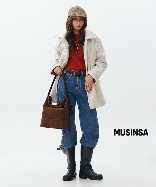 MUSINSA STANDARD WOMAN（ムシンサスタンダードウーマン）の「ウィメンズブークルリラックスクルーネックニット[レッド]（ニット/セーター・レディース・その他・MEDIUM/SMALL/LARGE/X-SMALL）」の7枚目の写真