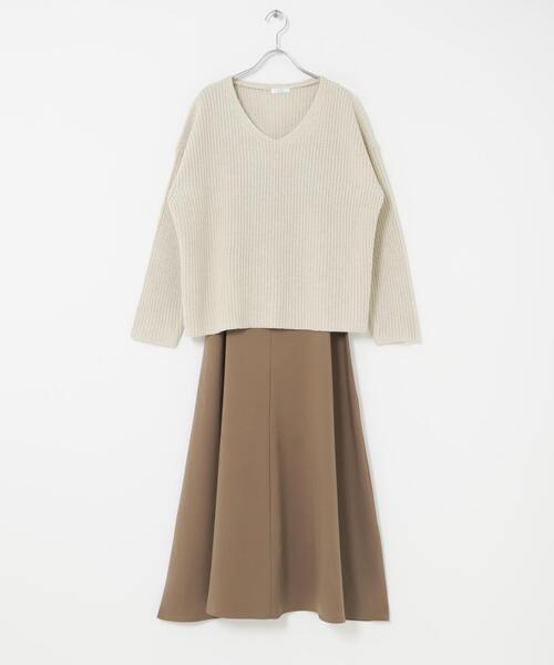 ITEMS URBANRESEARCH(アイテムズ アーバンリサーチ)の「畦Vネックニット×キャミワンピースSET(ワンピース・レディース・ピンク/ライトグレー/ベージュ・FREE)」の8枚目の写真