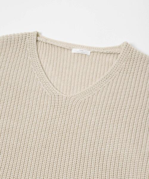 ITEMS URBANRESEARCH(アイテムズ アーバンリサーチ)の「畦Vネックニット×キャミワンピースSET(ワンピース・レディース・ピンク/ライトグレー/ベージュ・FREE)」の12枚目の写真