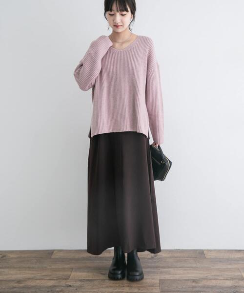 ITEMS URBANRESEARCH(アイテムズ アーバンリサーチ)の「畦Vネックニット×キャミワンピースSET(ワンピース・レディース・ピンク/ライトグレー/ベージュ・FREE)」の17枚目の写真