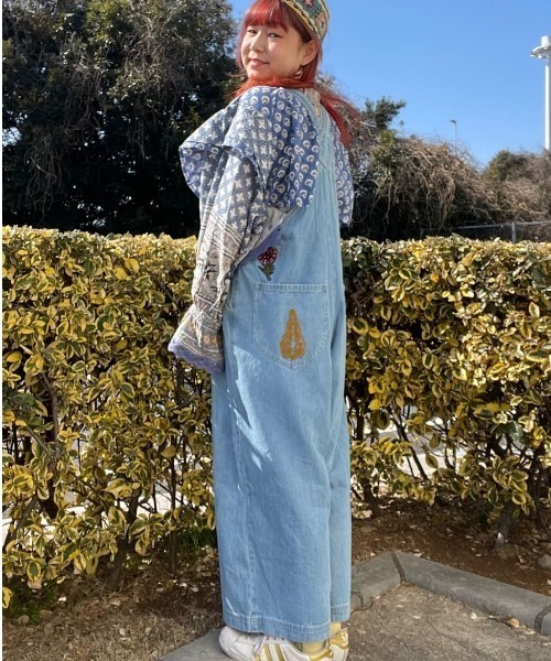 チャイハネ（チャイハネ）の「【チャイハネ】デニム刺繍サロペット（サロペット/オーバーオール・レディース・ブルー/ネイビー・FREE）」の6枚目の写真