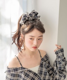 Heather（ヘザー）の「チェックボリュームシュシュ　656552（シュシュ）」