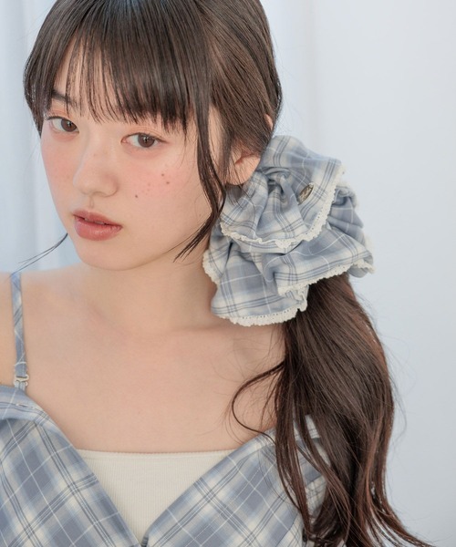 Heather（ヘザー）の「チェックボリュームシュシュ　656552（シュシュ・レディース・ブルー/ブラック/ベージュ/ネイビー・ONE SIZE）」の14枚目の写真