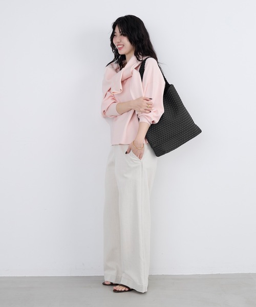 NAGHEDI（ナゲディ）の「【NAGHEDI】ワンショルダーバッグ-Nomad Medium Hobo（ショルダーバッグ・レディース・チャコールグレー/ベージュ・M）」の12枚目の写真