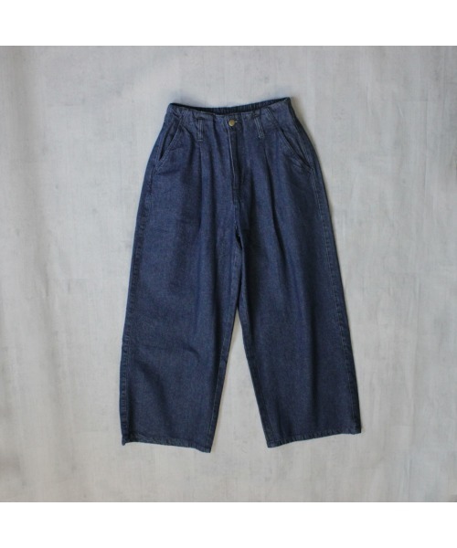 aity(アイティ)の「M-4L ウエストタック ハイウエストデニムワイドパンツ(デニムパンツ・レディース・ネイビー/ワンウォッシュ・4L/3L/LL/L/M)」の6枚目の写真