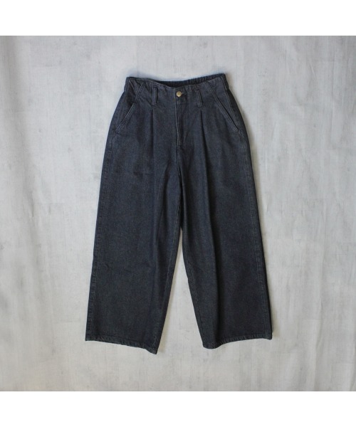 aity(アイティ)の「M-4L ウエストタック ハイウエストデニムワイドパンツ(デニムパンツ・レディース・ネイビー/ワンウォッシュ・4L/3L/LL/L/M)」の10枚目の写真