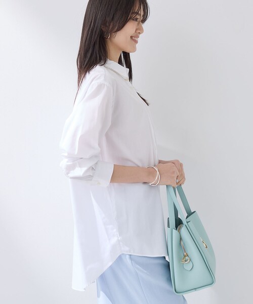 INDIVI（インディヴィ）の「【羽織りとしても活躍】ベーシックレギュラーシャツ（シャツ/ブラウス・レディース・グレー系2/ブルー系7/ブラック/ホワイト・13/05/36/38）」の6枚目の写真