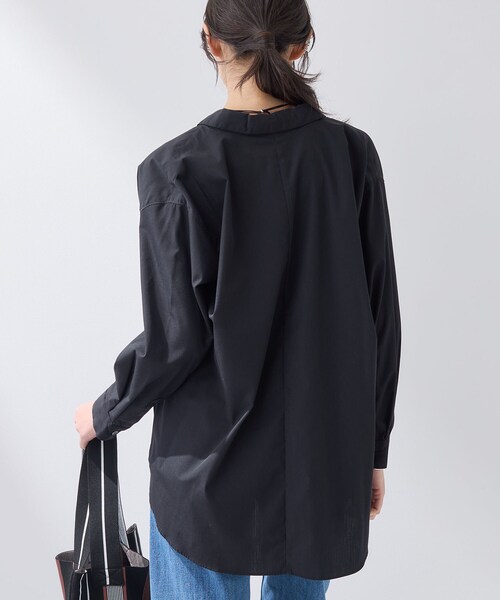 INDIVI（インディヴィ）の「【羽織りとしても活躍】ベーシックレギュラーシャツ（シャツ/ブラウス・レディース・グレー系2/ブルー系7/ブラック/ホワイト・13/05/36/38）」の12枚目の写真