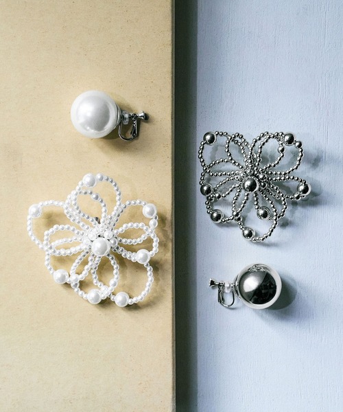 ROSE BUD（ローズバッド）の「ASYMMETRICAL EARRINGS（イヤリング・レディース・シルバー/ホワイト・ONE SIZE）」の14枚目の写真