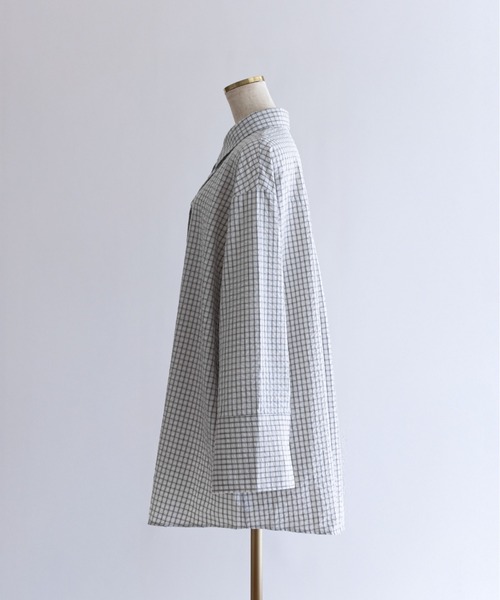 EN NEUME(エンノイム)の「【Set Up】Soft Seersucker Check Shirt(シャツ/ブラウス・レディース・ブルー/アイボリー/ベージュ・FREE)」の17枚目の写真