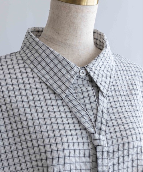 EN NEUME(エンノイム)の「【Set Up】Soft Seersucker Check Shirt(シャツ/ブラウス・レディース・ブルー/アイボリー/ベージュ・FREE)」の22枚目の写真
