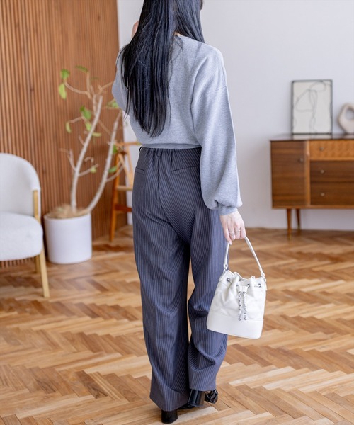 CLEAR BASIC（クリアベーシック）の「ハートボタンVネックニットカーディガン（カーディガン/ボレロ・レディース・アイボリー/杢グレー/ラベンダー/ブラック・F）」の16枚目の写真