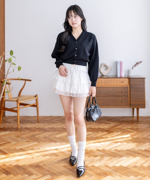 CLEAR BASIC（クリアベーシック）の「ハートボタンVネックニットカーディガン（カーディガン/ボレロ・レディース・アイボリー/杢グレー/ラベンダー/ブラック・F）」の21枚目の写真