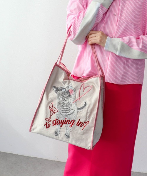 Three Four Time（ｽﾘｰﾌｫｰﾀｲﾑ）の「アニマル刺繍トート（トートバッグ・レディース・ベージュ/イエロー/ブルー・FREE）」の4枚目の写真