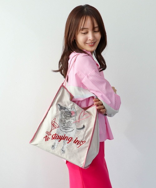 Three Four Time（ｽﾘｰﾌｫｰﾀｲﾑ）の「アニマル刺繍トート（トートバッグ・レディース・ベージュ/イエロー/ブルー・FREE）」の5枚目の写真