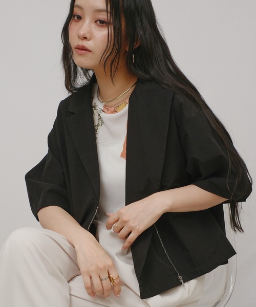 palm RICHE(ポームリシュ)の「テーラードカラーZIPジャケット(テーラードジャケット・レディース・ブラック/ピンク/ライトベージュ・M)」の4枚目の写真