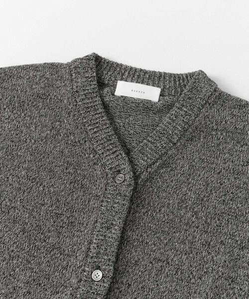 かぐれ（カグレ）の「ドライコットンVネックカーディガン（ニット/セーター・レディース・チャコールグレー/グレー・FREE）」の20枚目の写真