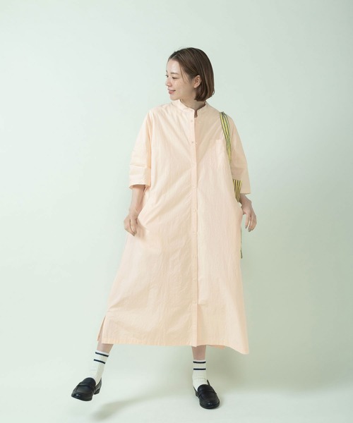 PAR ICI（パーリッシィ）の「チェック/無地 BIGシャツワンピース（シャツワンピース・レディース・ピンク/ダークブラウン/イエロー/サックスブルー/アイボリー・FREE）」の6枚目の写真