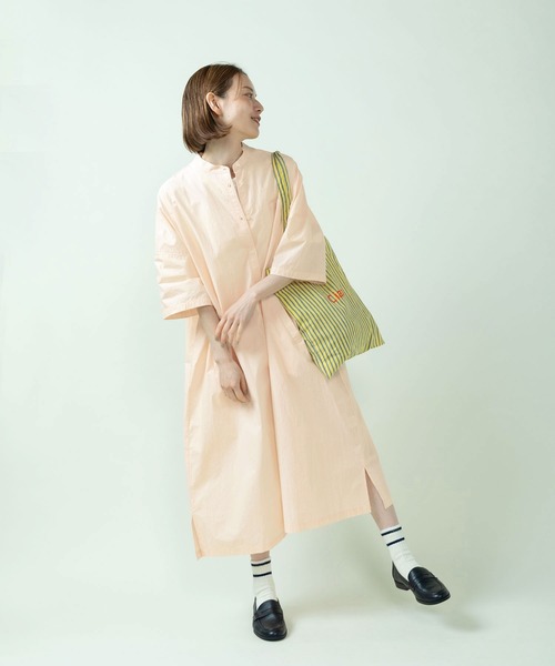 PAR ICI（パーリッシィ）の「チェック/無地 BIGシャツワンピース（シャツワンピース・レディース・ピンク/ダークブラウン/イエロー/サックスブルー/アイボリー・FREE）」の10枚目の写真