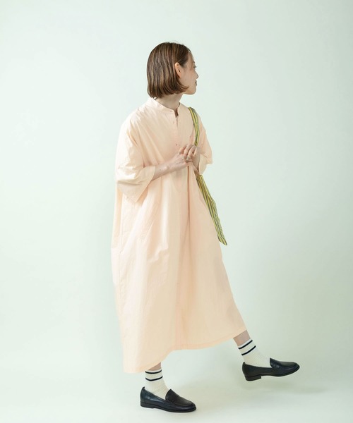 PAR ICI（パーリッシィ）の「チェック/無地 BIGシャツワンピース（シャツワンピース・レディース・ピンク/ダークブラウン/イエロー/サックスブルー/アイボリー・FREE）」の9枚目の写真