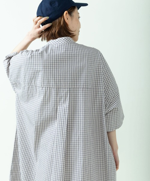 PAR ICI（パーリッシィ）の「チェック/無地 BIGシャツワンピース（シャツワンピース・レディース・ピンク/ダークブラウン/イエロー/サックスブルー/アイボリー・FREE）」の19枚目の写真