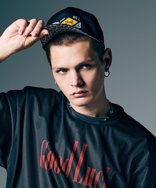 glamb（グラム）の「Leopard Brim Cap / レオパードブリムキャップ（ニットキャップ/ビーニー・メンズ・ブラウン/ブラック・FREE）」の6枚目の写真