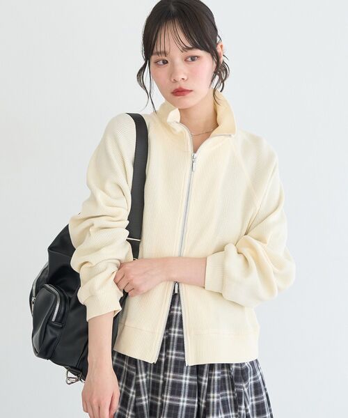 earth music&ecology(アースミュージックアンドエコロジー)の「Wポケット3WAYショルダーバッグ(ショルダーバッグ・レディース・ブラック/アイボリー・FREE)」の8枚目の写真