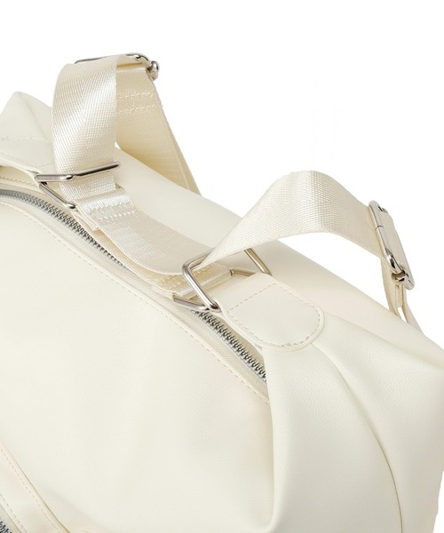 earth music&ecology（アースミュージックアンドエコロジー）の「Wポケット３WAYショルダーバッグ（ショルダーバッグ・レディース・ブラック/アイボリー・FREE）」の12枚目の写真