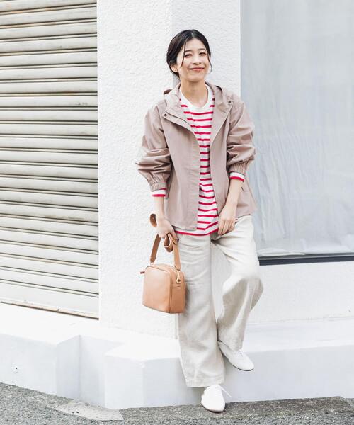 URBAN RESEARCH DOORS（アーバンリサーチドアーズ）の「撥水バックギャザーフードジャケット（その他アウター・レディース・ベージュ系その他/ネイビー/ベージュ・FREE）」の22枚目の写真