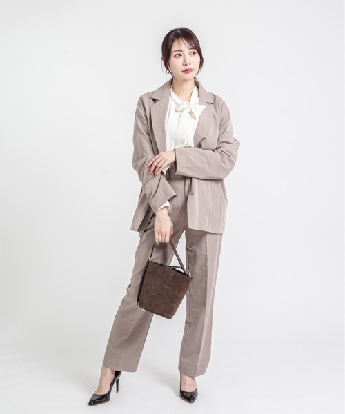AULENTTI(オウレンティ)の「【AULENTTI/オウレンティ】2WAY レザー ショルダーバッグ ポーチ付き(ショルダーバッグ・レディース・ダークブラウン・FREE)」の9枚目の写真