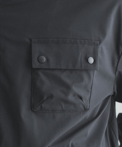 TAKEO KIKUCHI(タケオキクチ)の「【BOWLER HAT LABEL】撥水 MA-1ブルゾン(ブルゾン・メンズ・ブラック・04/03/02)」の2枚目の写真
