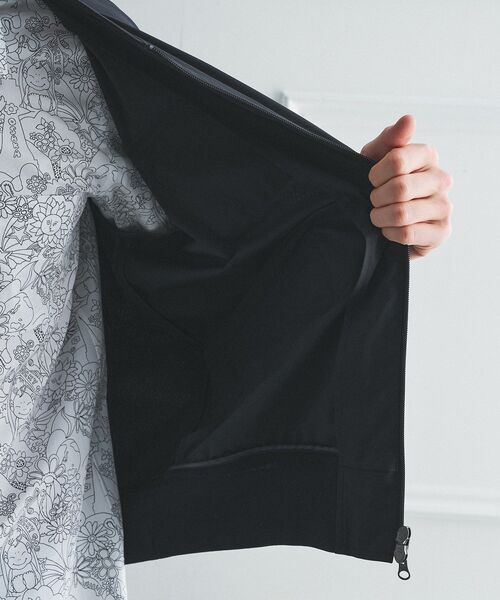 TAKEO KIKUCHI(タケオキクチ)の「【BOWLER HAT LABEL】撥水 MA-1ブルゾン(ブルゾン・メンズ・ブラック・04/03/02)」の4枚目の写真